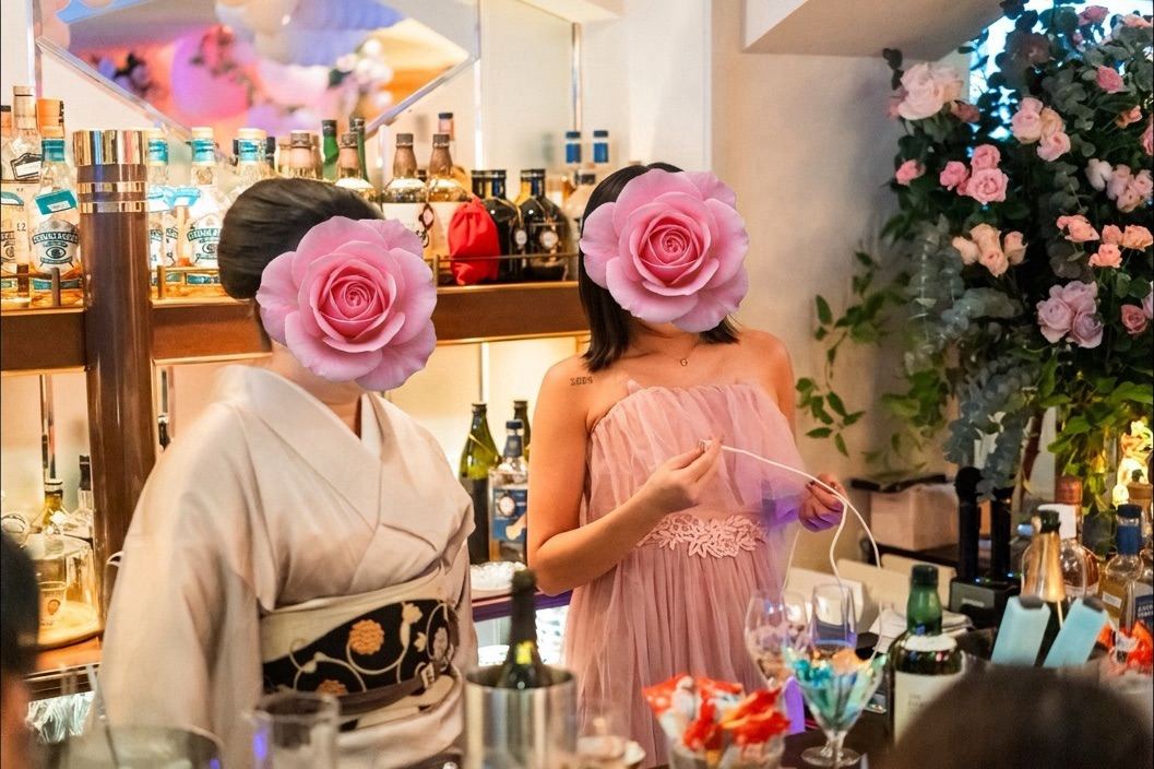 和装とドレスで